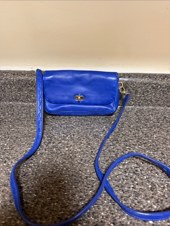 henri bendel Handbags - Henri Bendel Blue Leather Crossbody Bag Rare